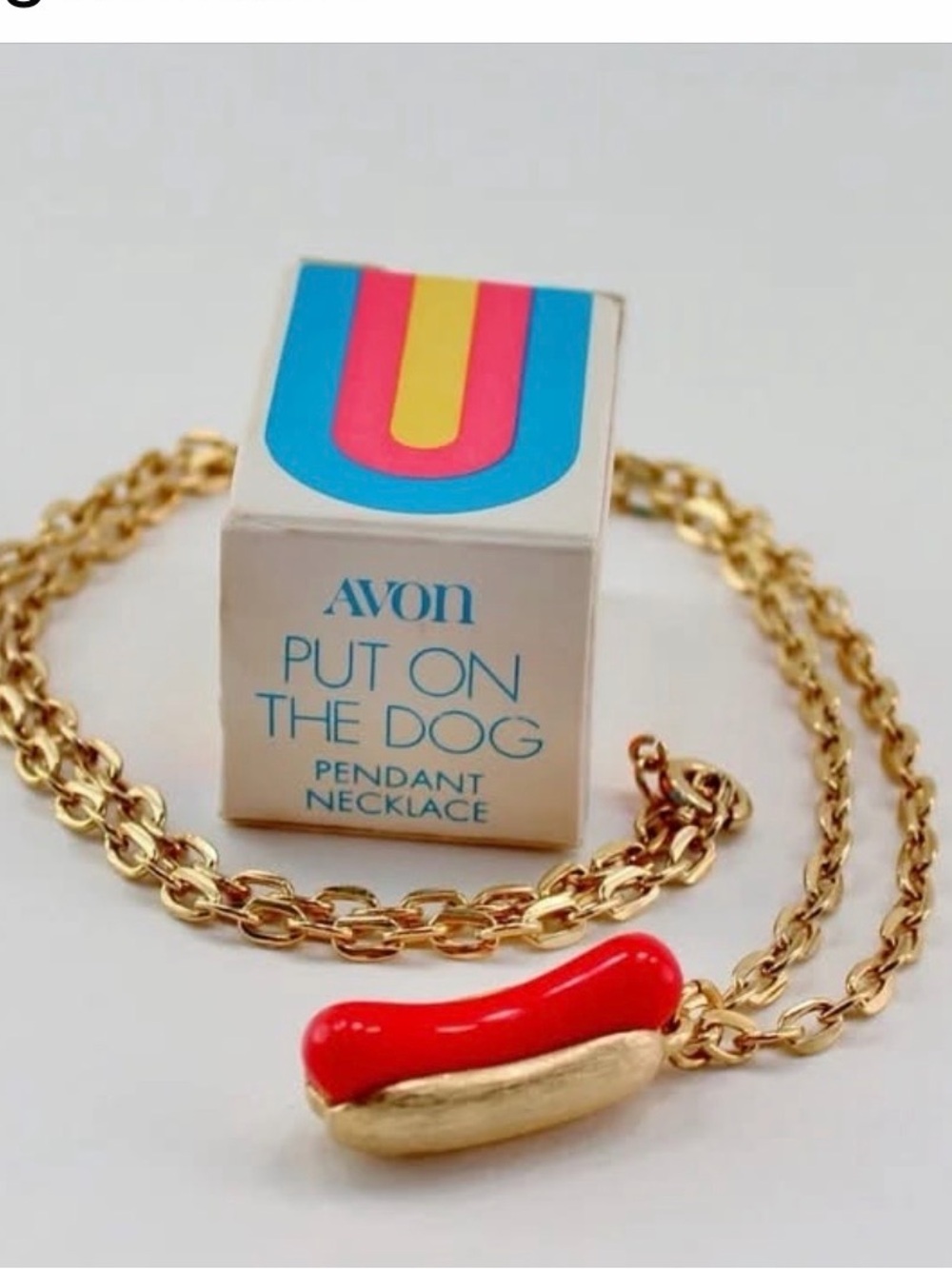 Avon 1975 “Put on the Dog” Hot Dog Charm-Collectible - Picture 5 of 7
